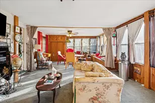 29652 W Roberts Rd, Island Lake, IL 60042 - Photo 3