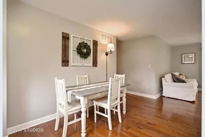 123 Woodland Road, Libertyville, IL 60048 - Photo 5