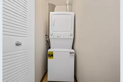 1000 W 15th Street #234, Chicago, IL 60608 - Photo 11