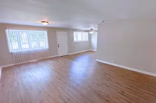 14039 S Claire Blvd, Robbins, IL 60472 - Photo 5