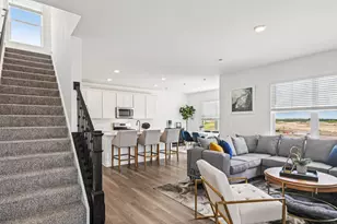 7040 Fair Oaks Rd, Racine, WI 53403 - Photo 5