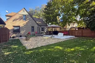 815 N Brinton Ave, Dixon, IL 61021 - Photo 19