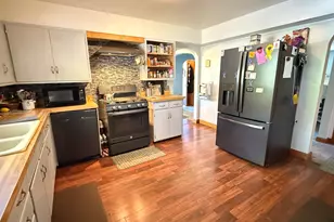 815 N Brinton Ave, Dixon, IL 61021 - Photo 7