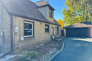 815 N Brinton Ave, Dixon, IL 61021 - Photo 21