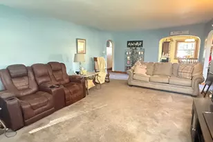 815 N Brinton Ave, Dixon, IL 61021 - Photo 3