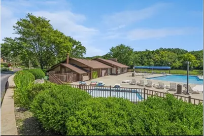 16 Saint Thomas Colony #6, Fox Lake, IL 60020 - Photo 9