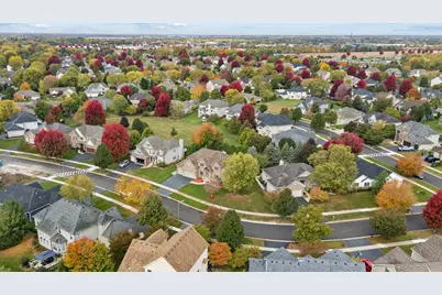 1161 Kate Drive, Yorkville, IL 60560 - Photo 5