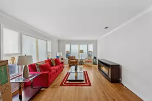 2929 Flossmoor Rd, Flossmoor, IL 60422 - Photo 5