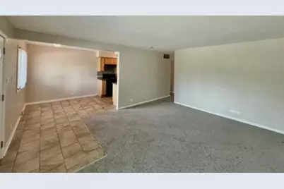 606 E 164th Place, South Holland, IL 60473 - Photo 3