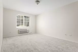 1309 Silverstone Dr, Carpentersville, IL 60110 - Photo 7