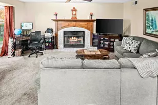 3509 Glenmore Rd, Bloomington, IL 61704 - Photo 7