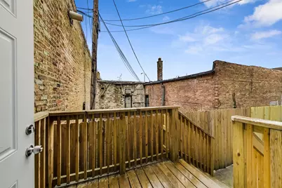 746 N Trumbull Avenue, Chicago, IL 60624 - Photo 23