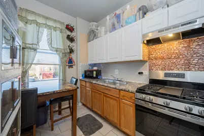 746 N Trumbull Avenue, Chicago, IL 60624 - Photo 5