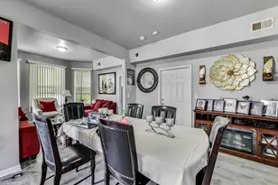 746 N Trumbull Ave, Chicago, IL 60624 - Photo 17