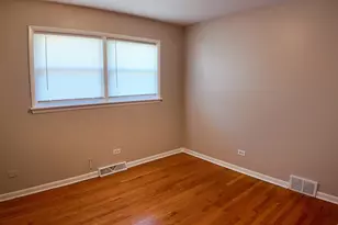 15444 State St, South Holland, IL 60473 - Photo 5