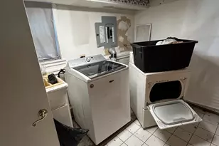 540 W Winchester Rd, Chicago Heights, IL 60411 - Photo 9