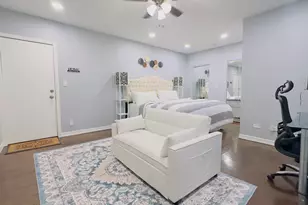 1411 W Farwell Ave, Chicago, IL 60626 - Photo 17