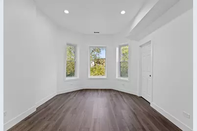 1421 E 69th Place, Chicago, IL 60637 - Photo 13