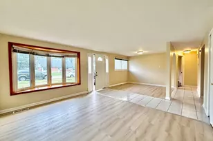 163 W Raye Dr, Chicago Heights, IL 60411 - Photo 15