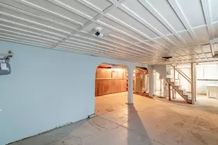 5707 S Spaulding Ave, Chicago, IL 60629 - Photo 9