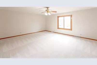 4150 Midlane Drive, Wadsworth, IL 60083 - Photo 9