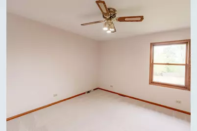 4150 Midlane Drive, Wadsworth, IL 60083 - Photo 11