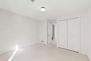 2113 Sunview Dr, Champaign, IL 61821 - Photo 19