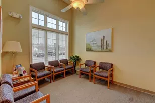 581 Sullivan Rd, Aurora, IL 60506 - Photo 3