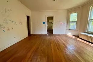 1323 W Washington St, Evanston, IL 60202 - Photo 5