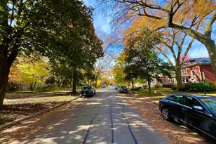 1323 W Washington St, Evanston, IL 60202 - Photo 21