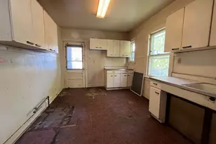 1323 W Washington St, Evanston, IL 60202 - Photo 9