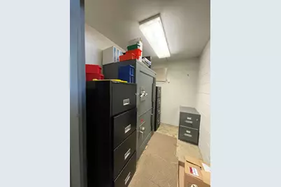 1370 W Court Street, Kankakee, IL 60901 - Photo 13