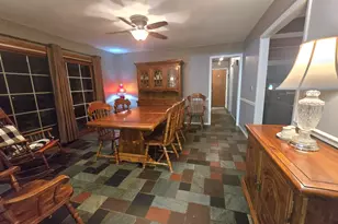 614 S Thomas St, Gilman, IL 60938 - Photo 15