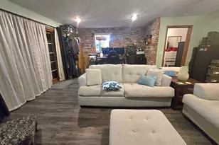 614 S Thomas St, Gilman, IL 60938 - Photo 19