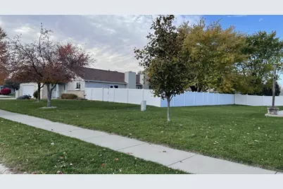 407 Raven Drive, Manteno, IL 60950 - Photo 3