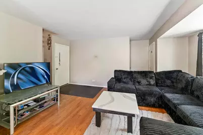 2504 Algonquin Road #17, Rolling Meadows, IL 60008 - Photo 5
