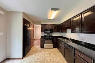 17945 Maple St, Lansing, IL 60438 - Photo 17