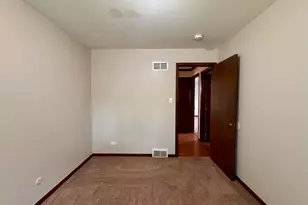 17945 Maple St, Lansing, IL 60438 - Photo 23