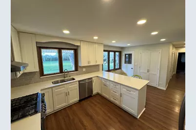 23362 N Apple Hill Lane, Lincolnshire, IL 60069 - Photo 5