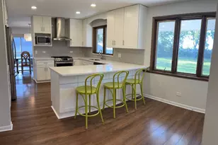 23362 N Apple Hill Ln, Lincolnshire, IL 60069 - Photo 3