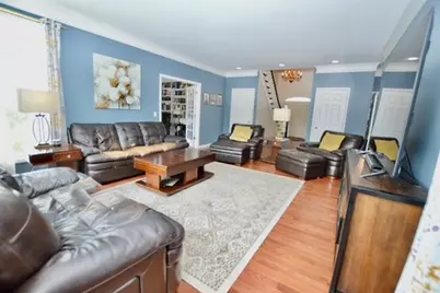 7015 Burning Tree Circle, McHenry, IL 60050 - Photo 7