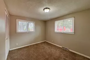 310 155th Pl, Calumet City, IL 60409 - Photo 19