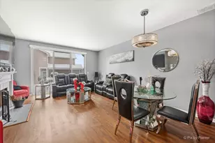 1431 Essex St, Algonquin, IL 60102 - Photo 9