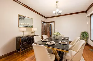 5242 N Kimball Ave, Chicago, IL 60625 - Photo 7