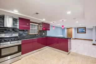 5242 N Kimball Ave, Chicago, IL 60625 - Photo 41