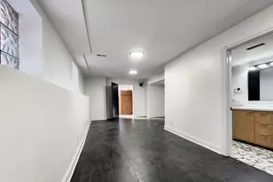 6450 S Greenwood Ave, Chicago, IL 60637 - Photo 21