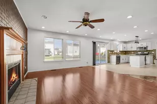 275 Clifton Ln, Bolingbrook, IL 60440 - Photo 13