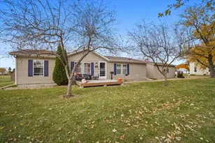 602 W 6th St, Minonk, IL 61760 - Photo 25