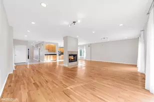 23974 N Overhill Dr, Lake Zurich, IL 60047 - Photo 15