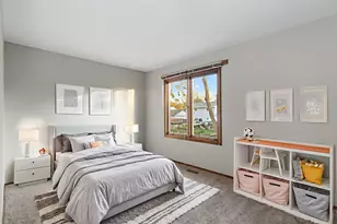 745 Edenwood Dr, Roselle, IL 60172 - Photo 25